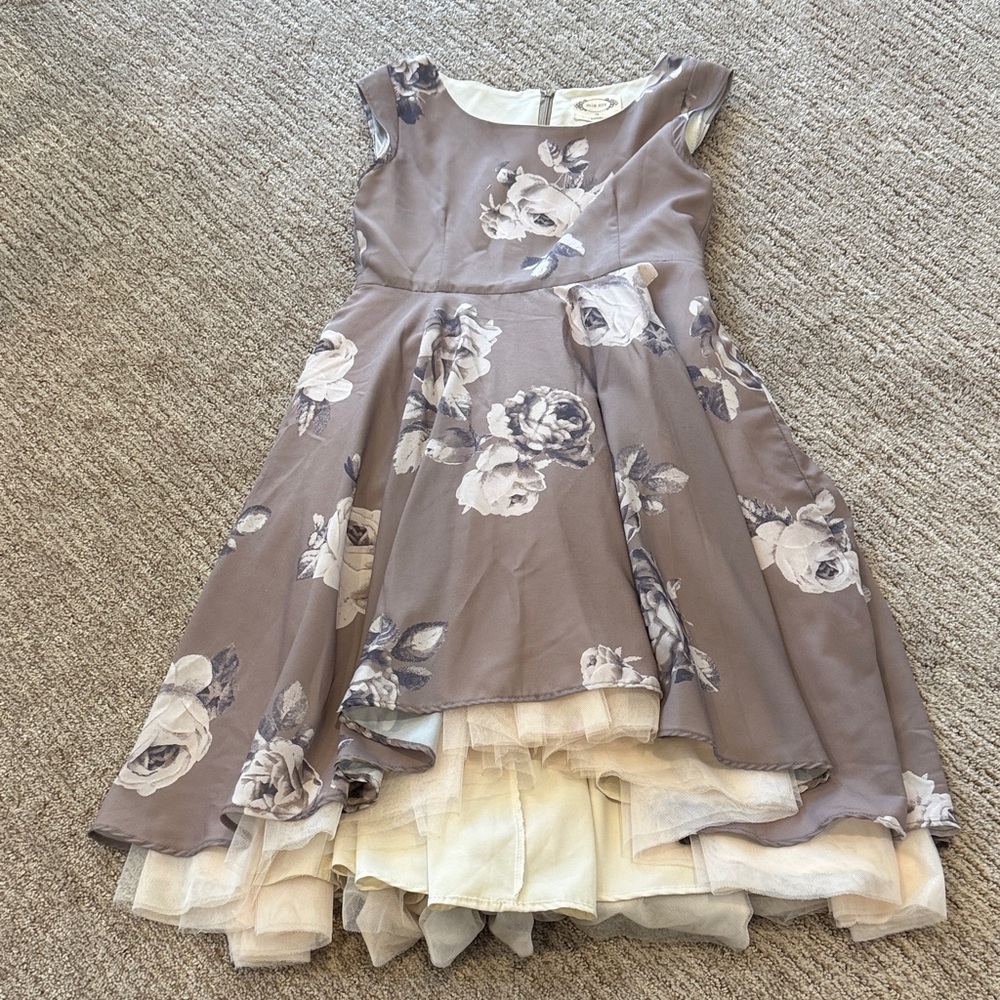 Joyfolie Floral Dress in Gray and Cream